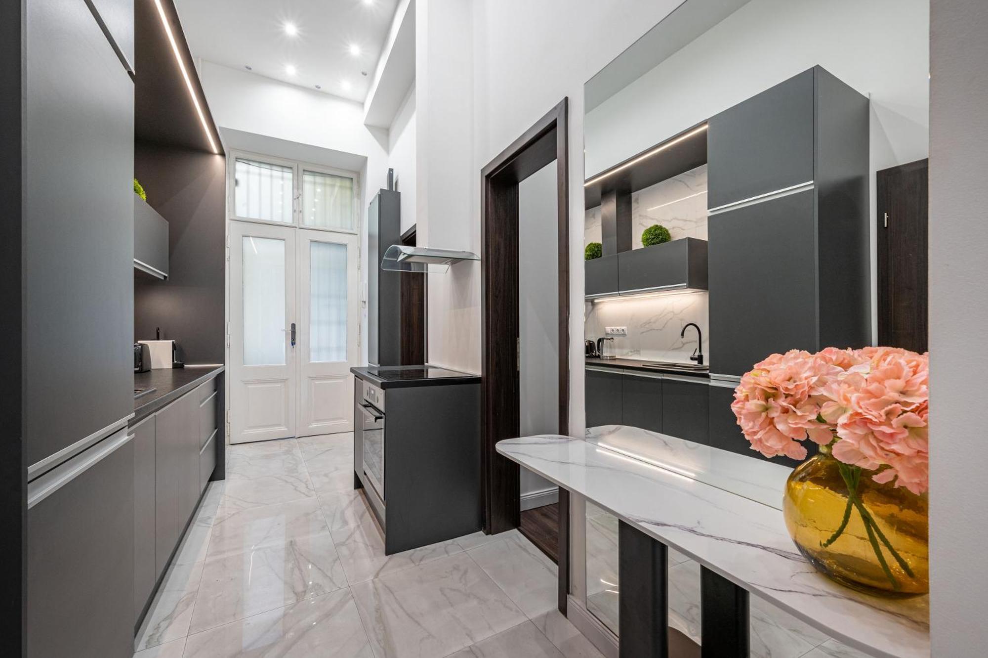 Elizabeth Apartment Deluxe Будапеща Екстериор снимка